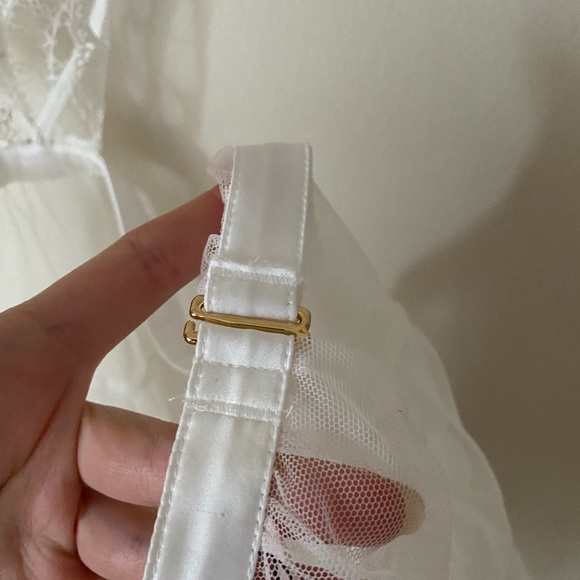 Victoria’s Secret White BabyDoll Lingerie - Picture 5 of 12